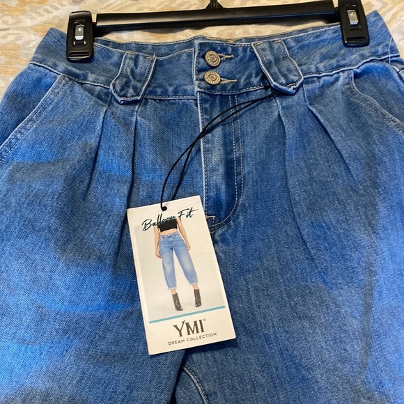 NWT YMI Balloon Fit Denim Jeans - Picture 3 of 4